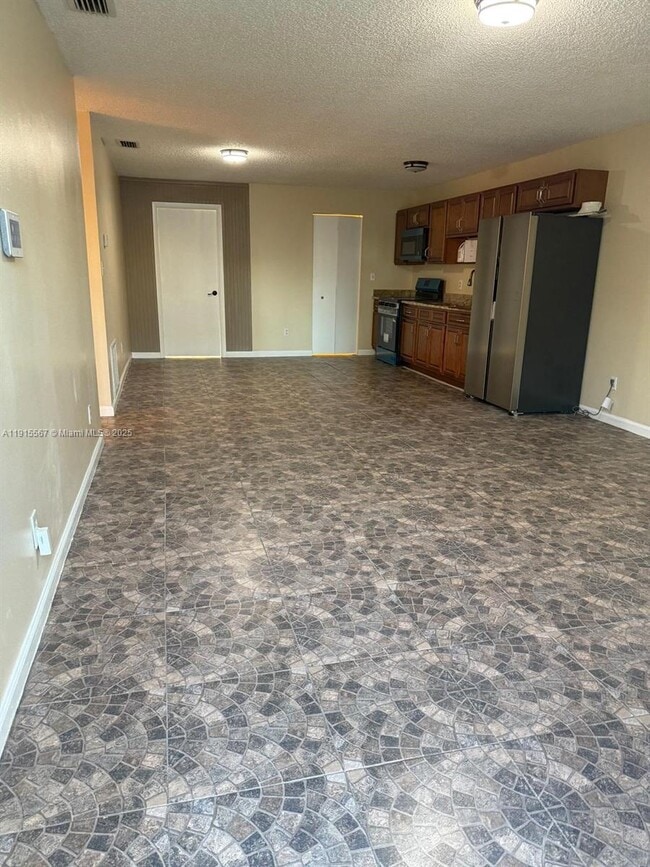 Foto del edificio - 2809 Jefferson Pkwy