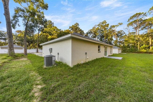 Building Photo - 6303 NW 65th St