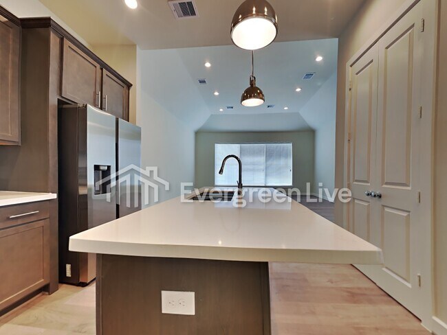 Foto del edificio - 2608 Upper Quinn Wy