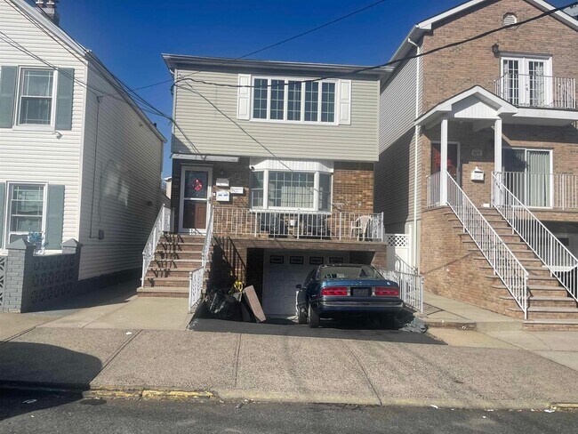 Foto del edificio - 67 E 4th St