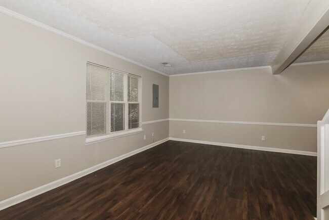 Foto del edificio - 8194 Canyon Forge Dr