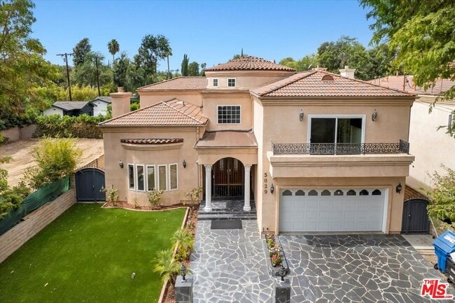 Building Photo - 5029 Lemona Ave