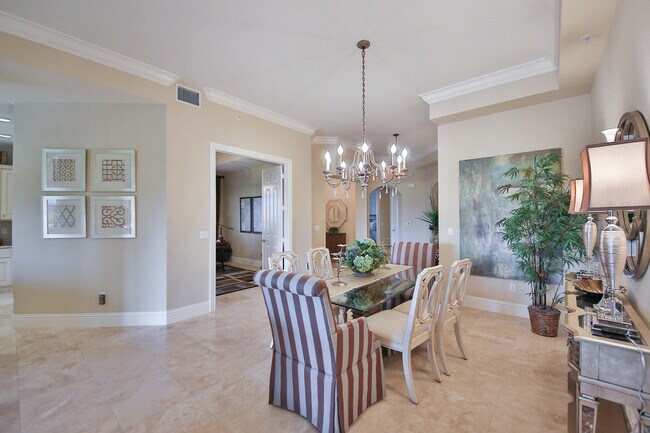 Building Photo - 9296 Menaggio Ct