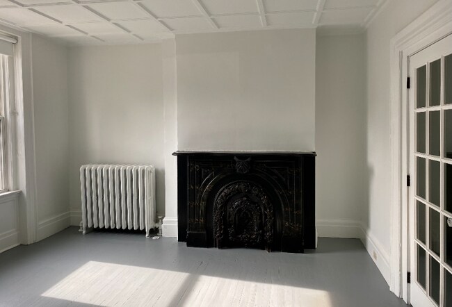 Foto del edificio - 358 Warren St
