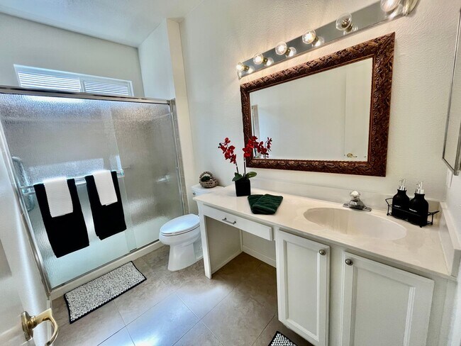 Foto del edificio - Two Bedroom Home for Rent in Sun City Roseville