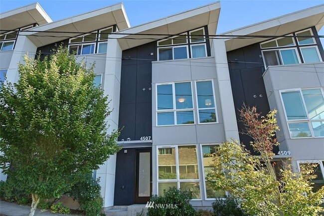 Foto del edificio - 4507 SW Oregon St