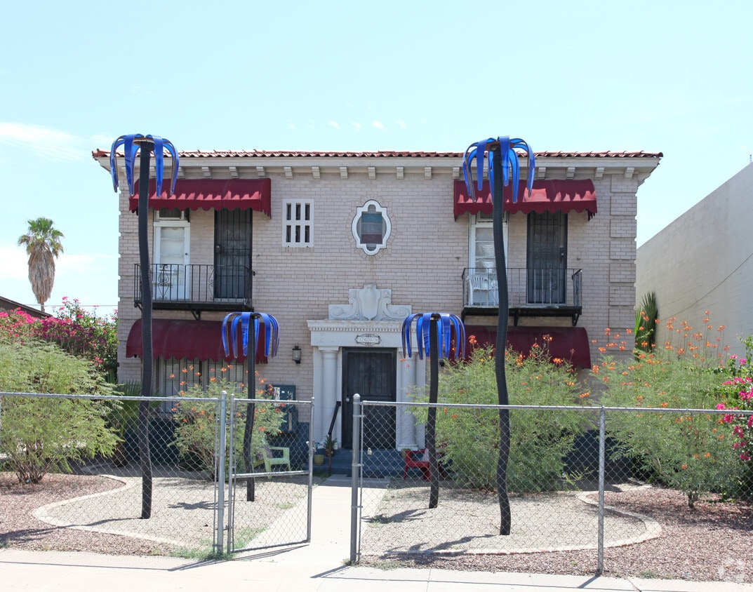 Building Photo - 1009 N 1st St