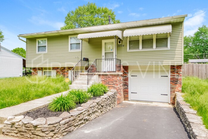 Foto principal - 5034 Cryodon Blvd N