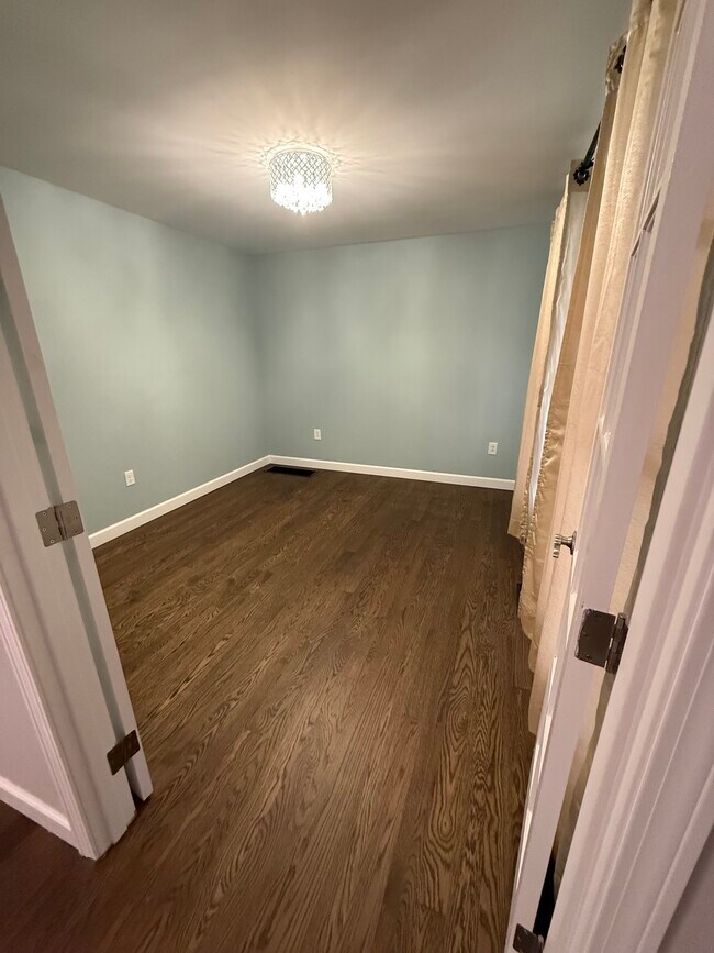 Foto del edificio - 317 Heather Glen Ln