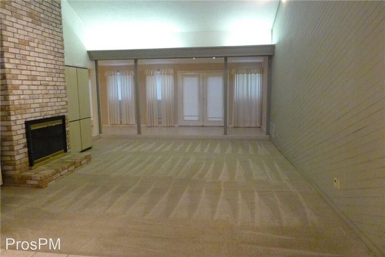 Building Photo - 4 br, 2.5 bath House - 1709 Cosa Loma Ct.