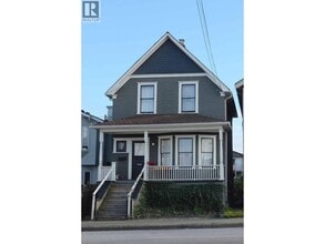 Building Photo - 178 E King Edward Ave