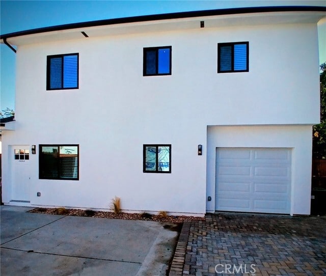 Foto principal - 18252 Saticoy St