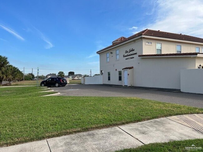 Foto del edificio - 1412 Keeton Ave