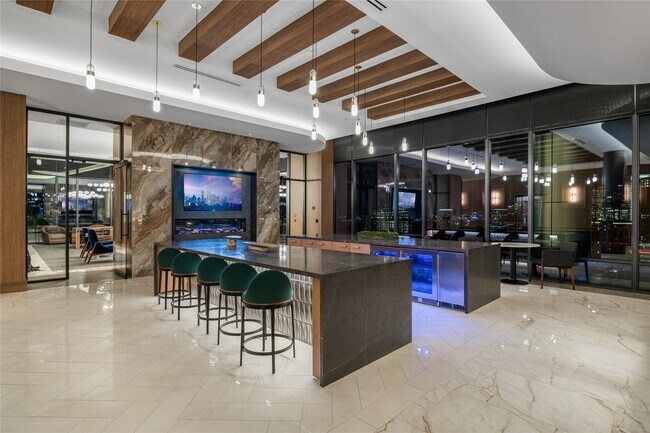 Foto del edificio - 2525 Turtle Creek Blvd