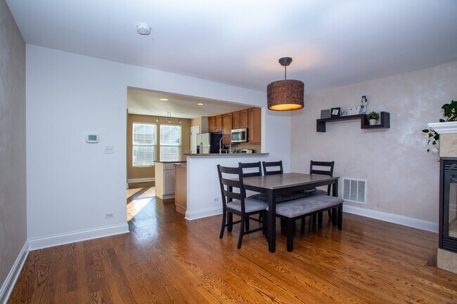 Foto del edificio - 119 Blackhawk Ct