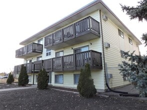Building Photo - 2210 Angus St