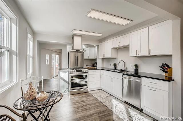 Foto principal - 5205 Dover St