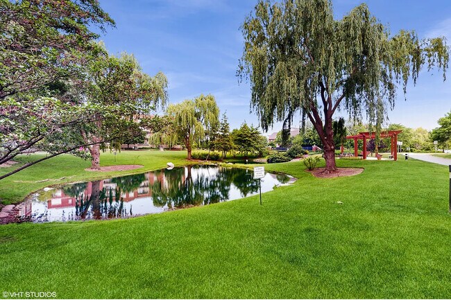 Foto del edificio - 720 Prestwick Ln