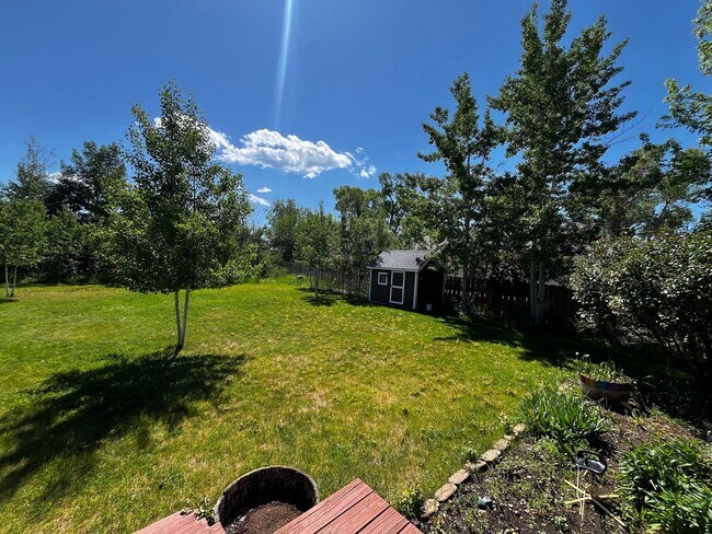 Foto del edificio - 3-Bedroom Home in Quiet Victor Neighborhoo...