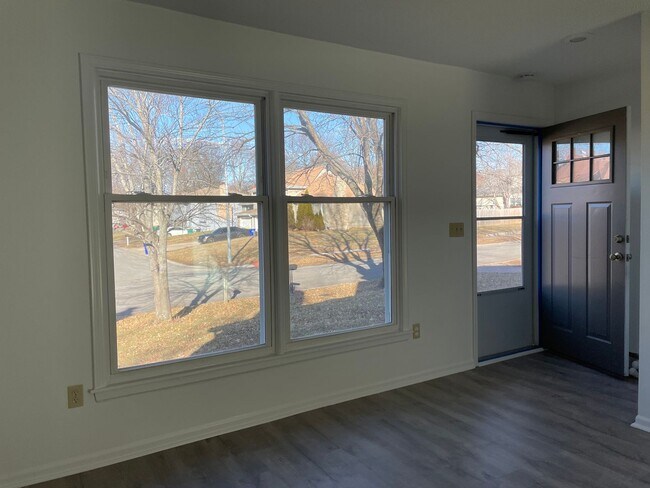 Building Photo - {12903} Updated| 1 car garage | Full basement
