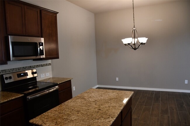 Foto del edificio - 106 Wickersham Rd