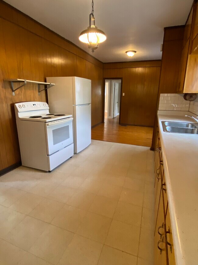 Foto del edificio - 1502 Debow St