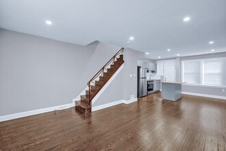 Building Photo - 2610 Hobson St