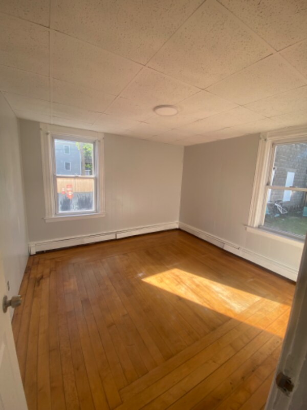 Foto del edificio - 0 Lowell Ave