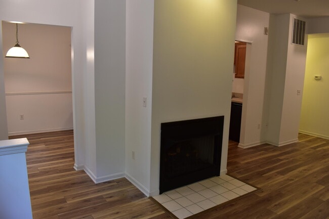 Building Photo - 39696 Rockcrest Ln
