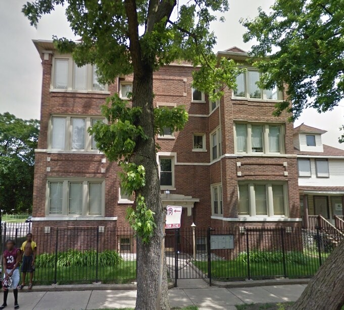 Primary Photo - 5260 W Adams St