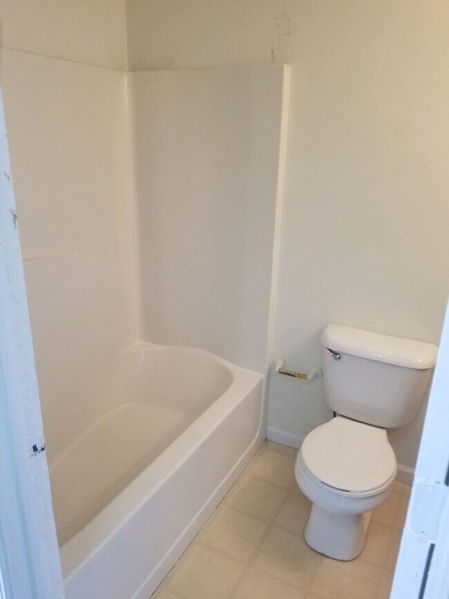 Foto del edificio - 1960 E 1st St