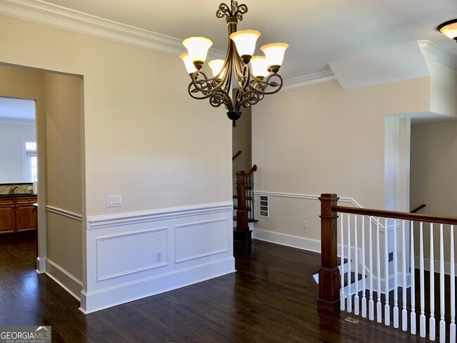 Foto del edificio - 5460 Glenridge Dr