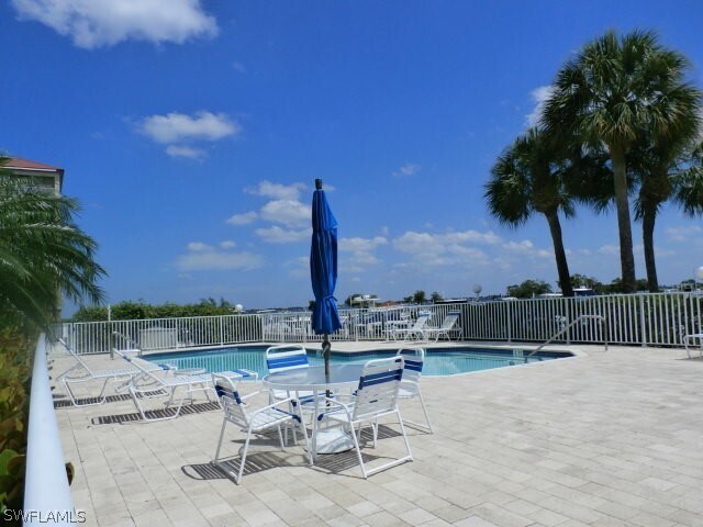 Foto del edificio - 15210 Portside Dr