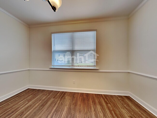 Foto del edificio - 526 Lateleaf Dr