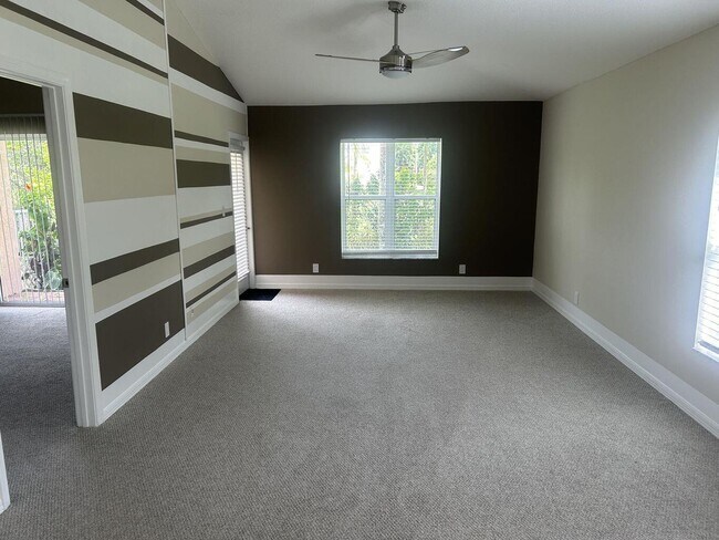 Foto del edificio - 1107 Via Jardin