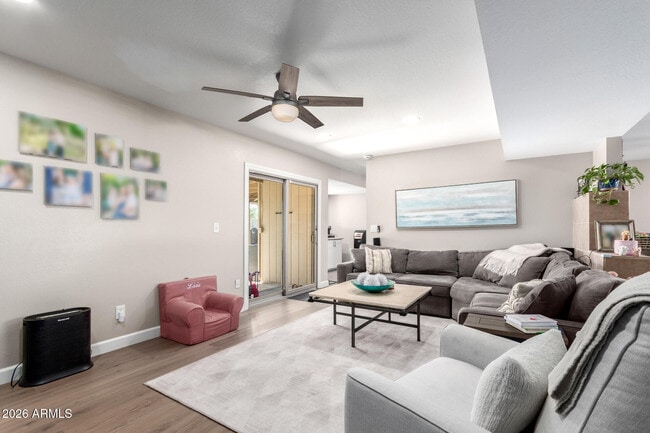 Building Photo - 3927 E Cortez St