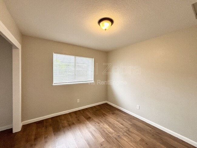 Foto del edificio - 920 Vermont Ave