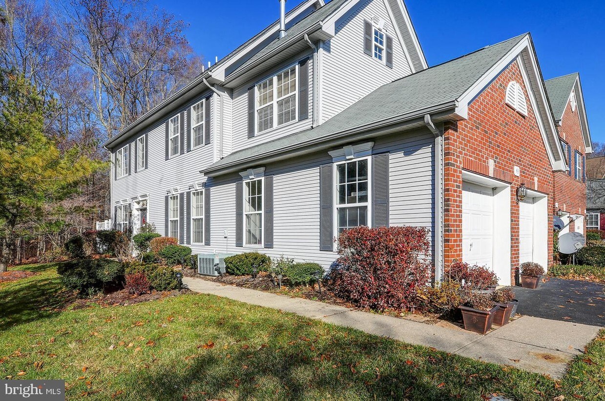 43 Warwick Rd, West Windsor Township, NJ 08550 Townhouse for Rent in