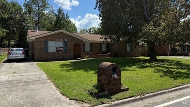Building Photo - 217 Glenn Bryant Rd