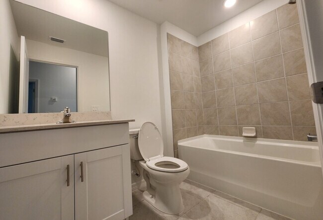 Foto del edificio - 12150 Dakota Ridge Pl