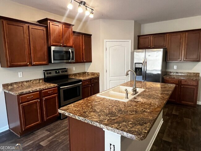 Foto del edificio - 214 Brooklet Cir