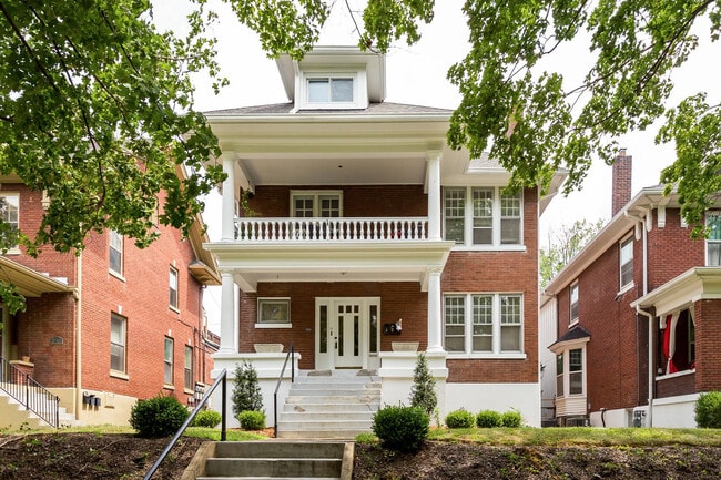Photo - Eastern Parkway Apartment