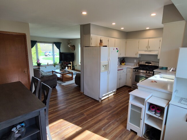 Kitchen - 849 County Road K