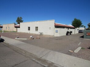 Building Photo - 2726 E Tierra Buena Ln