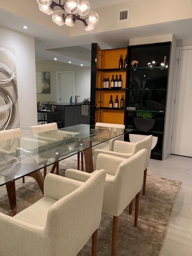 Foto del edificio - 1010 Brickell Ave