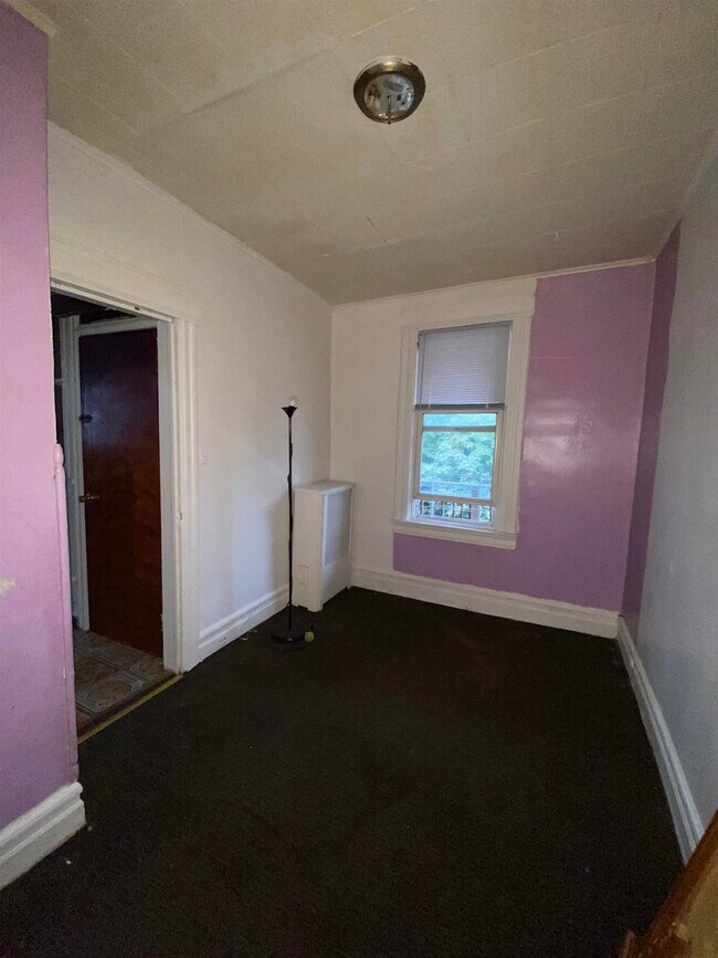 Building Photo - 85 Sunset Ave