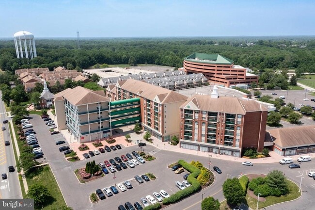 Foto del edificio - 6070 Main St