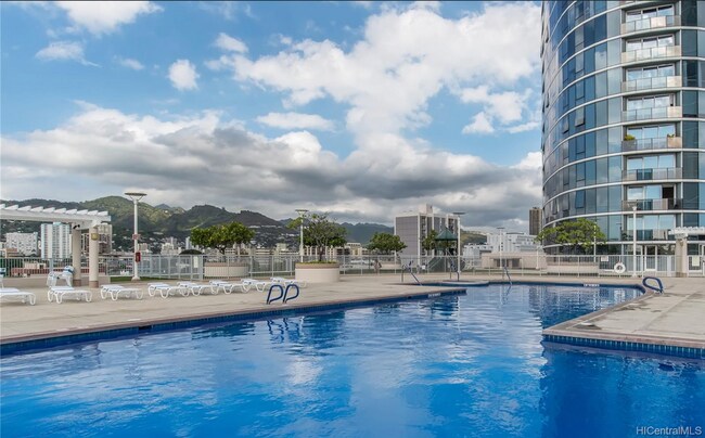 Pool - 1296 Kapiolani Blvd