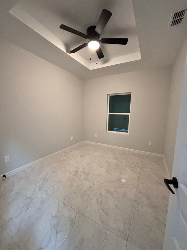 Foto del edificio - 703 Pedro St