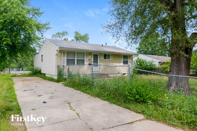 Building Photo - 4310 Ditzler Ave